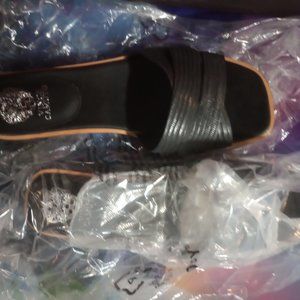 Vince Camuto black sandals